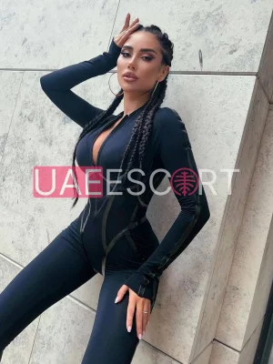 Alexa , bust size D, height 173, weight 55, age 20