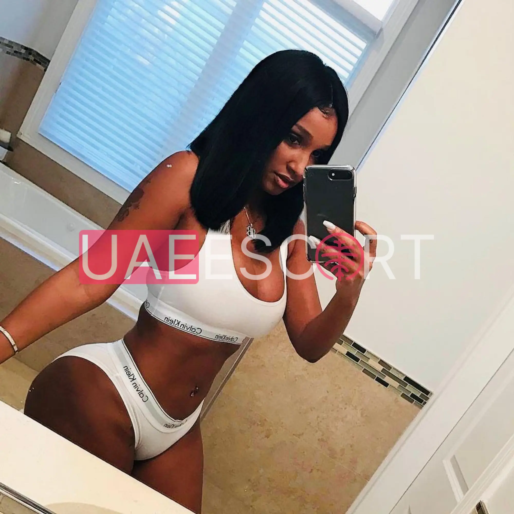 Brooklyn , bust size B, height 153, weight 56, age 27