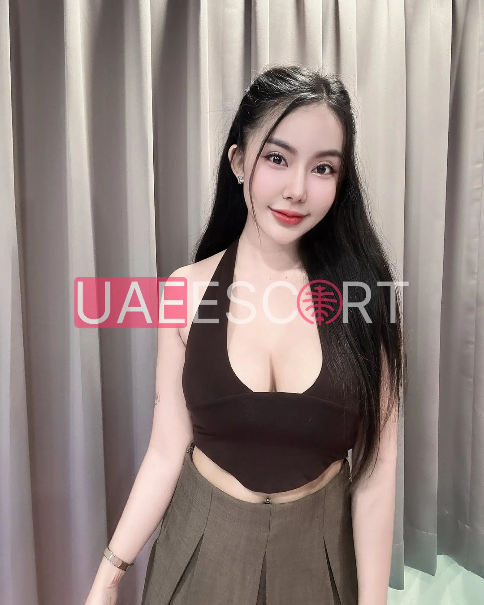 Jay , bust size C, height 155, weight 48, age 23