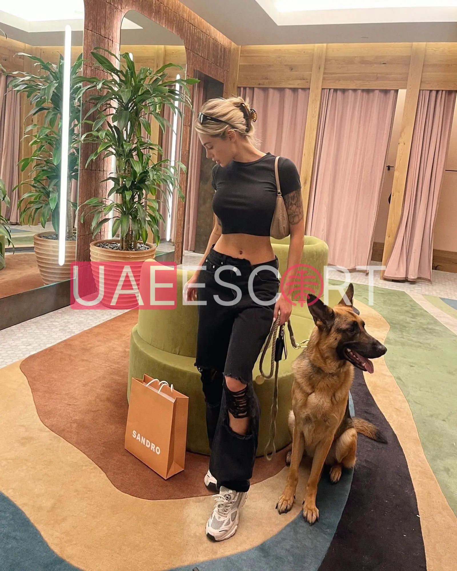 Josette , bust size D, height 166, weight 55, age 25