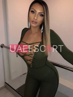 Kate , bust size B, height 172, weight 62, age 27