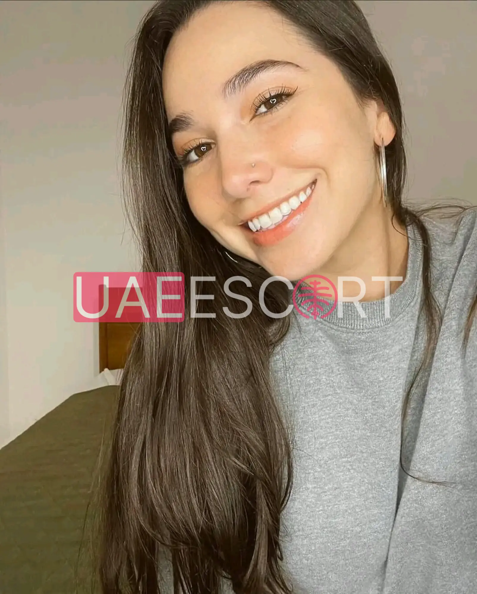 Leana , bust size B, height 170, weight 50, age 28