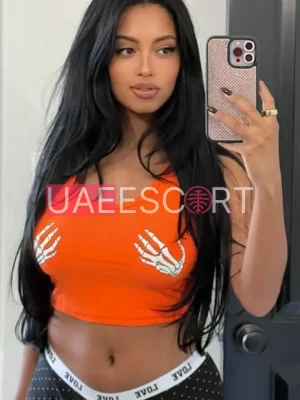 Claire , bust size B, height 160, weight 65, age 24