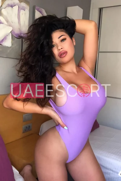 Beatriz-393, bust size D, height 165, weight 60, age 25