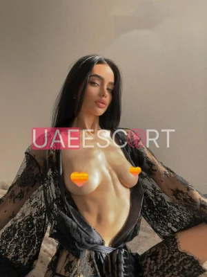 Aria , bust size C, height 168, weight 54, age 20