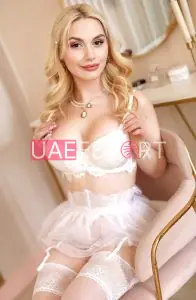 Briana, bust size B, height 165, weight 55, age 26, photo 4