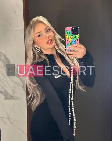 Anissa, bust size C, height 167, weight 58, age 22, photo 3
