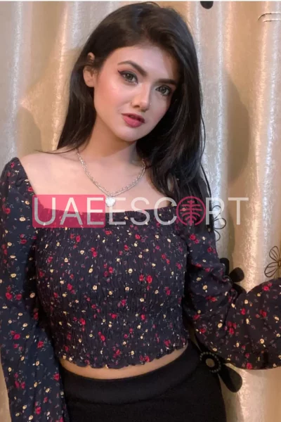 Aniya, bust size C, height 180, weight 54, age 28