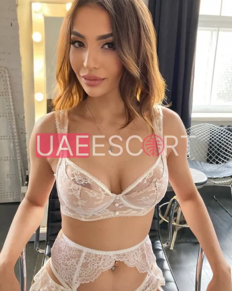 Erika, bust size B, height 165, weight 56, age 27, photo 7