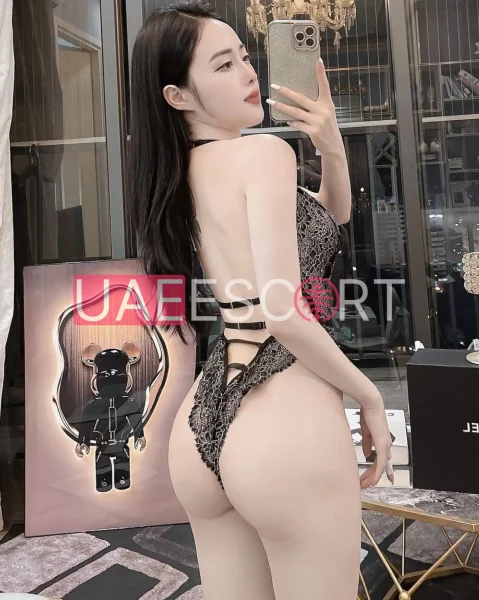 Bella, bust size C, height 167, weight 54, age 18, photo 4