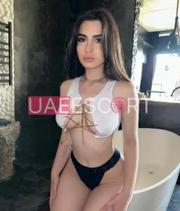 Bette, bust size C, height 170, weight 55, age 27, photo 4